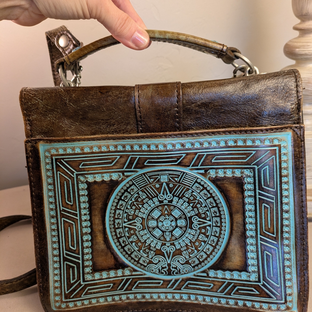 Patricia Nash Brn Leather Stella Flap HandBag w/Intriquite Blue Floral Tooling - Picture 12 of 16